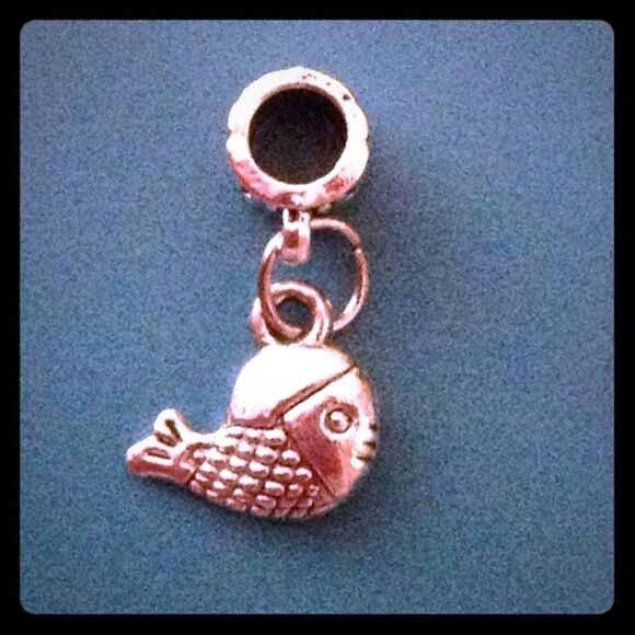 🦄5 for $35🦄 FISH CHARM - Picture 1 of 2